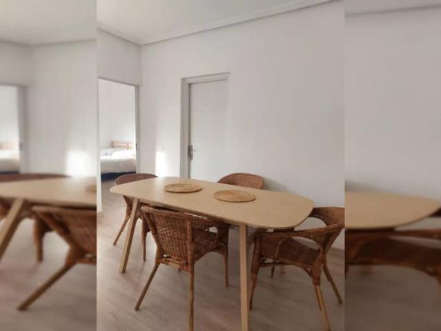 Room in shared apartment in Madrid