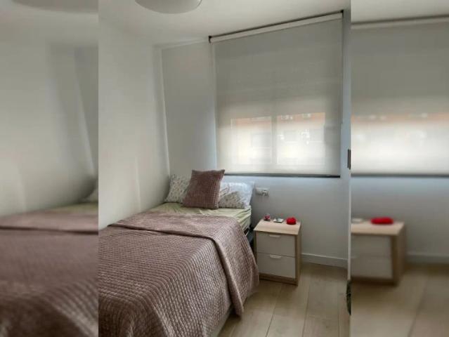 Room in shared apartment in Madrid