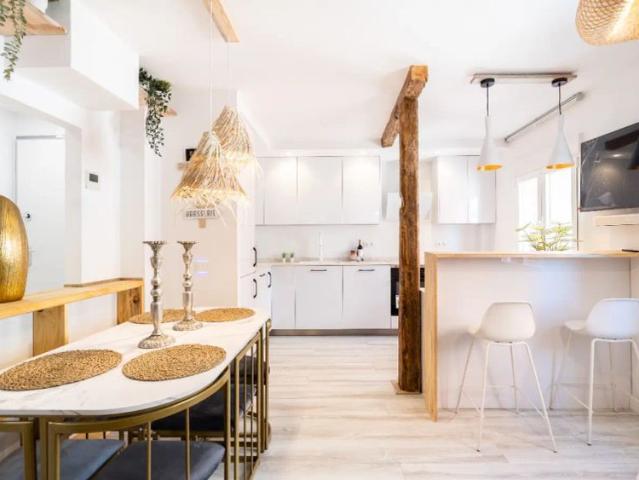 Room in shared apartment in Madrid