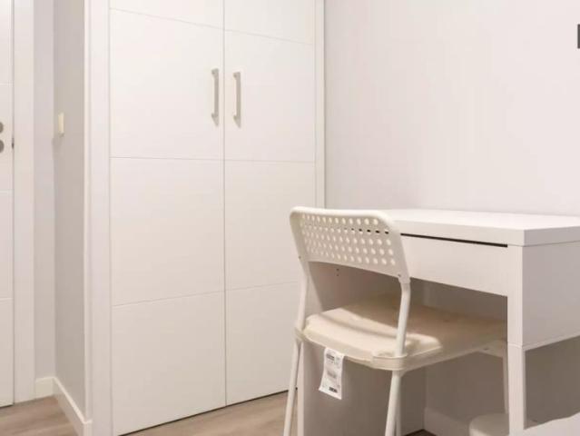 Room in shared apartment in Madrid