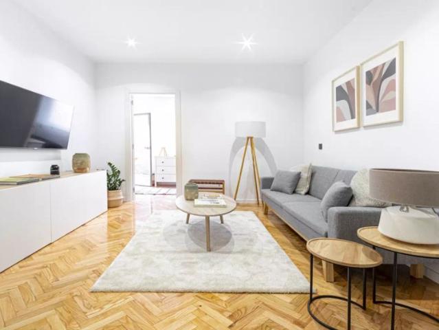 Room in shared apartment in Madrid