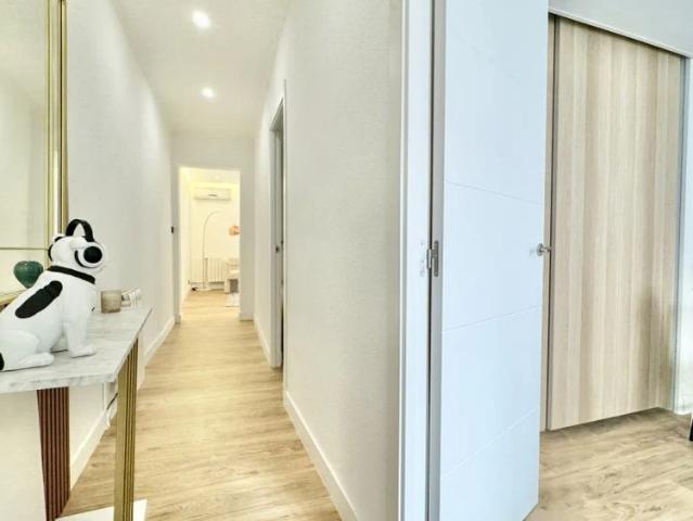 Room in shared apartment in Madrid