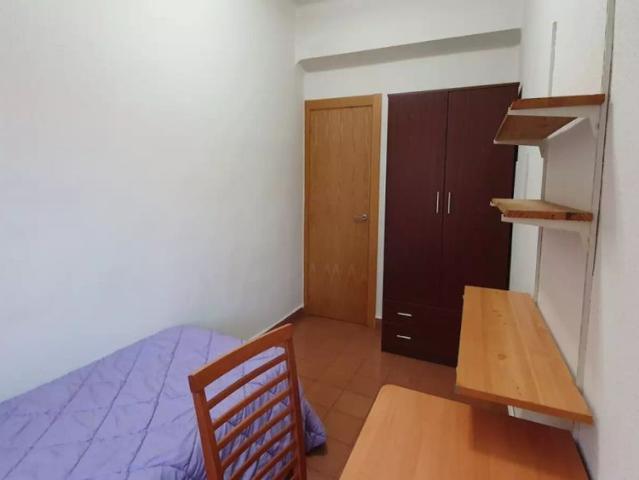 Room in shared apartment in Salamanca