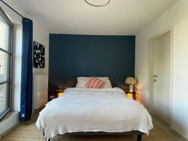 Room in a shared 5 bedroom apartment, Waterloo