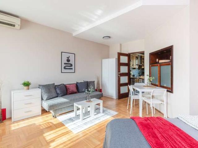 Room in shared apartment in Warszawa