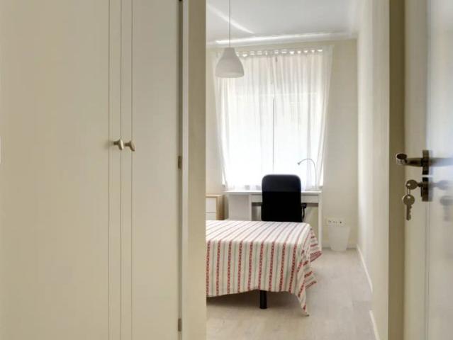 Room in shared apartment in Zaragoza