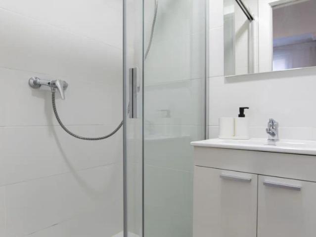 Room in shared apartment in Zaragoza