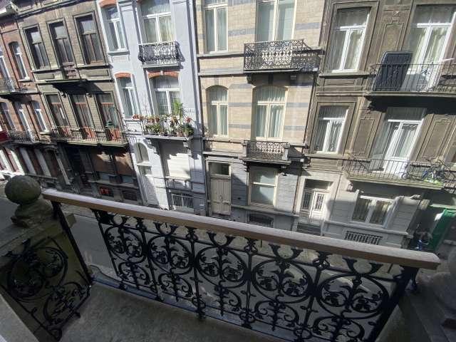Room in shared flat for rent in Anneessens, Brussels