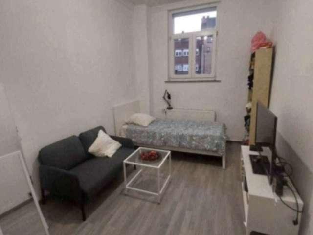 Room in shared flat for rent in Woeste, Brussels