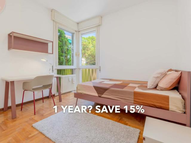 Room in Via Agrigento, Padova for 87 m² with 5 bedrooms