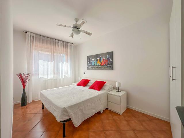 Room in Via Alberto Lupo, Roma for 90 m² with 3 bedrooms