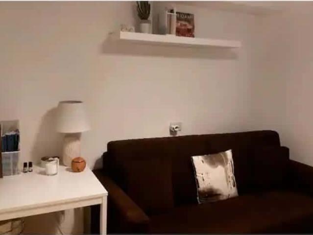 Room in Via Caccialepori, Milano for 65 m² with 2 bedrooms