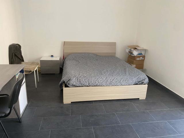 Room in Via delle Grazzine, Brescia for 85 m² with 3 bedrooms