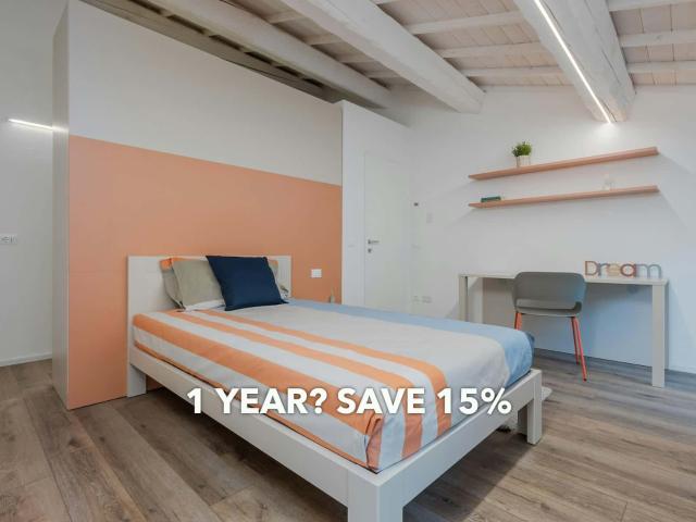 Room in Via Fondobanchetto, Ferrara for 45 m² with 2 bedrooms