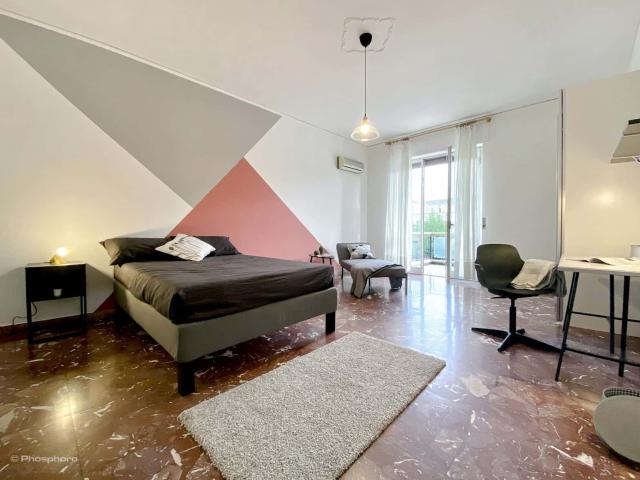 Room in Via Gino Trainotti, Verona for 130 m² with 5 bedrooms