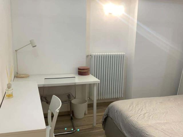 Room in Via Privata Sartirana, Milano with 3 bedrooms