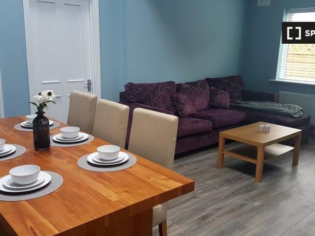 Room in Whitehall, Dublin for rent