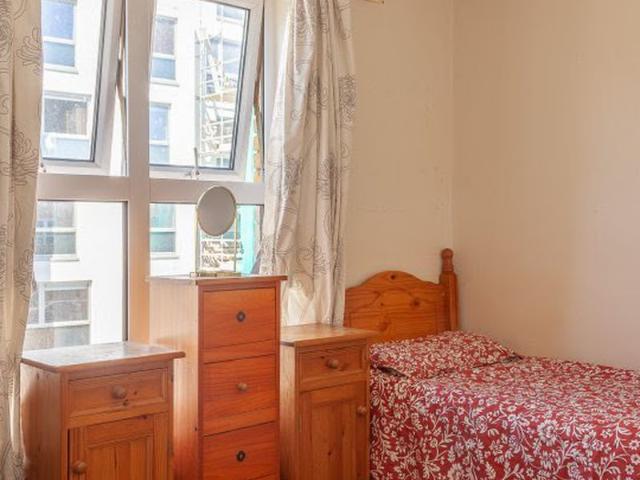Room in 3 bedroom apartment in Downtown, Dublin