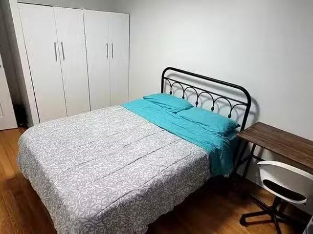 Room in 4 Bed 3 Bath Bedroom C