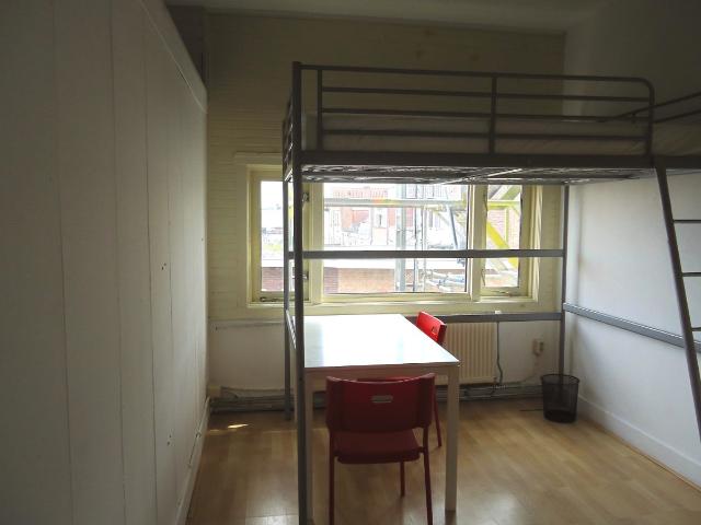 Room International student house