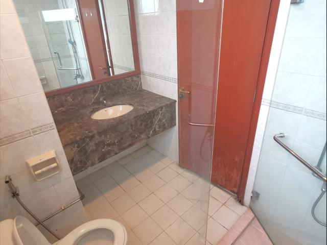 room / Jurong West / Common room / 1pax stay / Available Oct 2