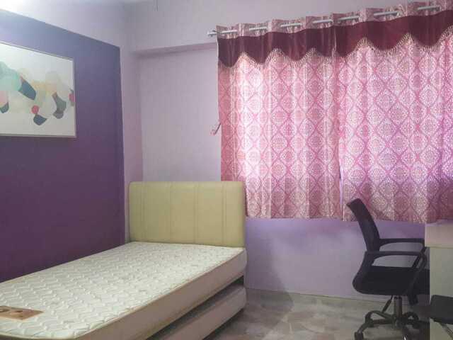 room @ Jurong East