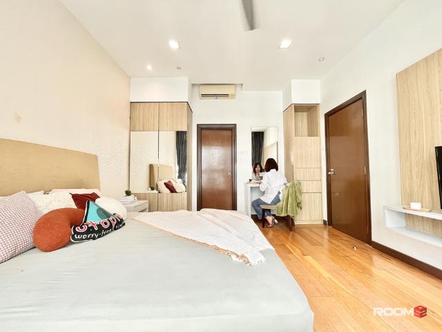 Room Rent At Premium Room Near Public Transport ❗ NO DEPOSIT Room At PWTC