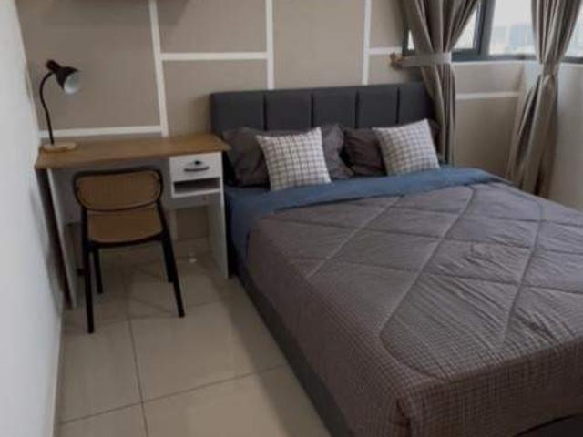 Room Rental Walking Distance less than 5 min to MRT