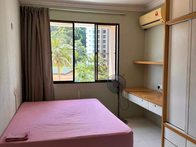 Room Rental in Miami Green Condominium Resort Penang