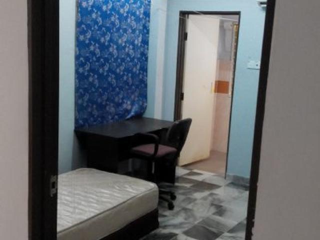 room Sepang Selangor
