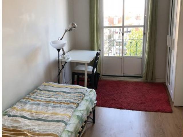 room_shared lisbon