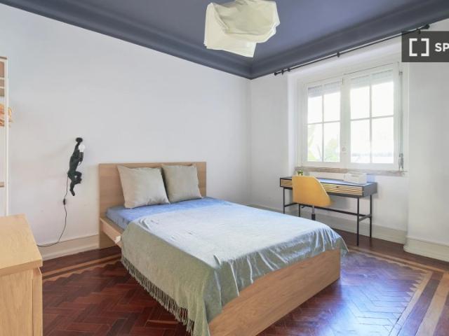 Quarto em apartamento partilhado para alugar em Lisboa