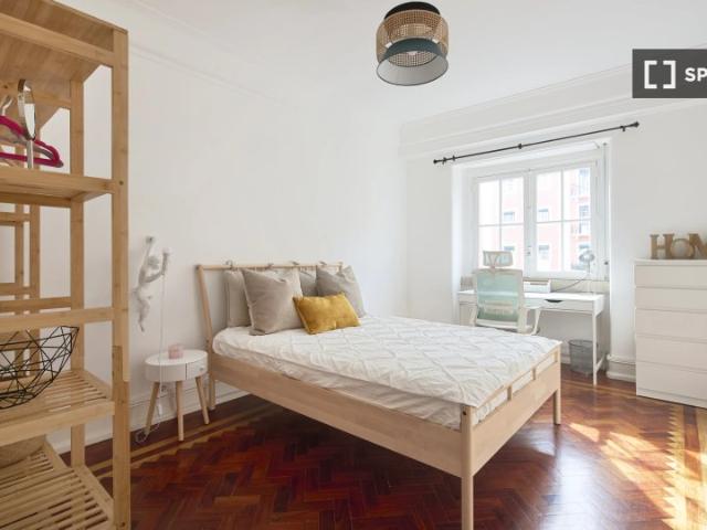 Quarto em apartamento partilhado para alugar em Lisboa