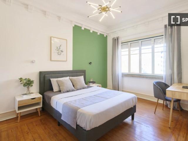 Quarto compartilhado em apartamento de 6 quartos em Lisboa