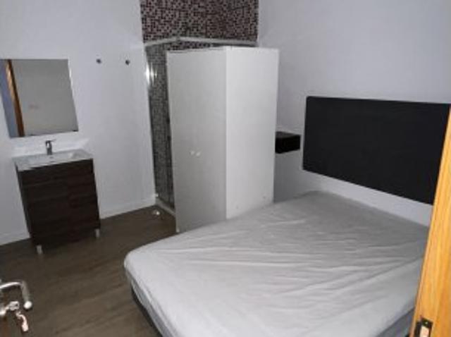 room_shared lisbon