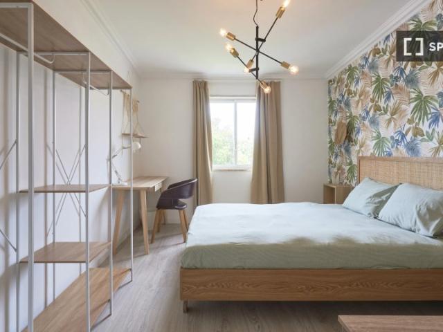 Quarto em apartamento partilhado para alugar em Lisboa