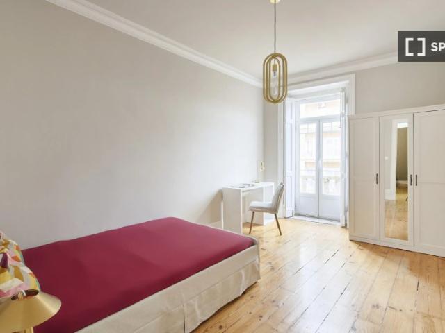 Quarto em apartamento compartilhado com 8 quartos, Lisboa