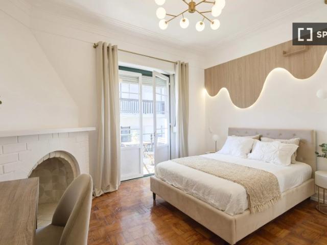 room_shared lisbon