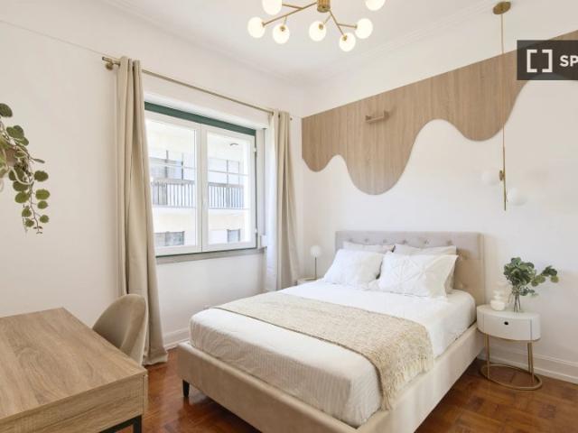 room_shared lisbon