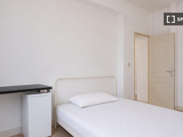 room_shared lisbon