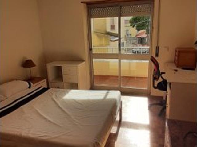 room_shared lisbon