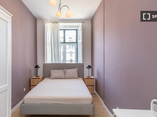 room_shared lisbon