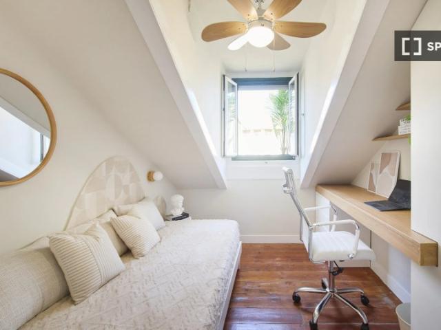 room_shared lisbon