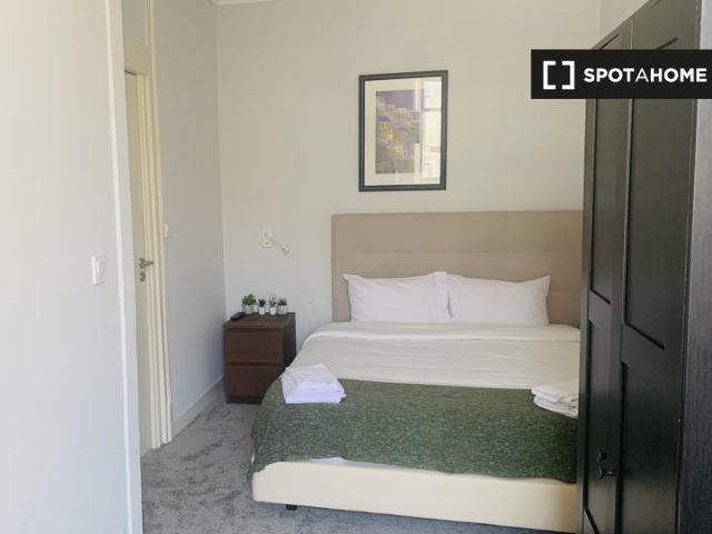 room_shared lisbon