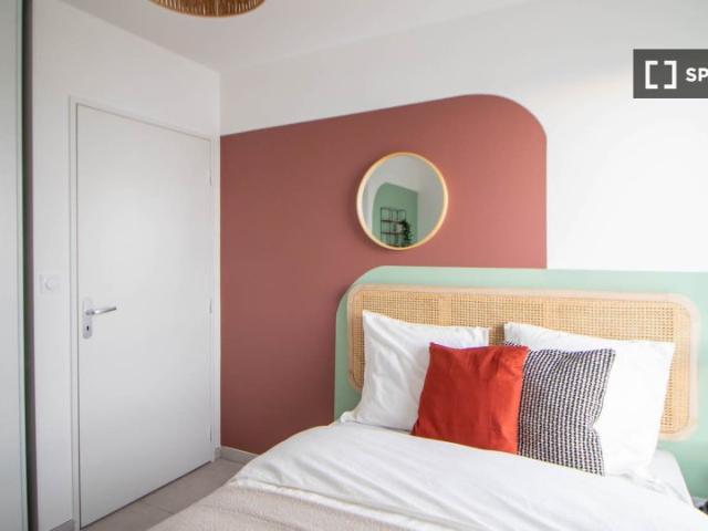 room_shared lyon