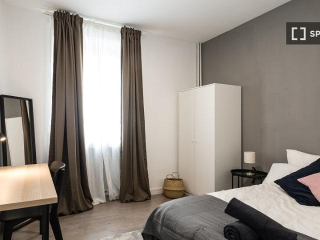 room_shared madrid