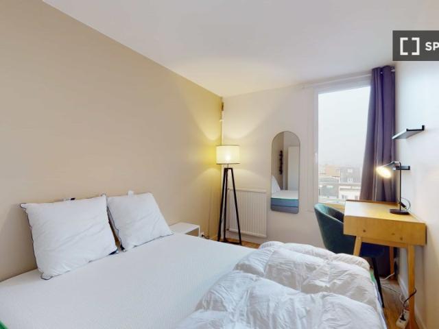 room_shared paris