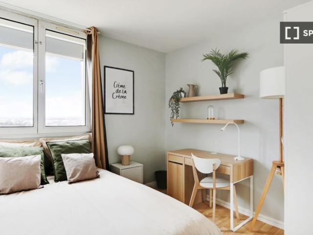 room_shared paris