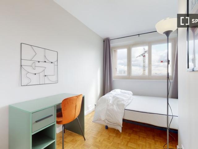 room_shared paris