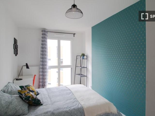 room_shared paris